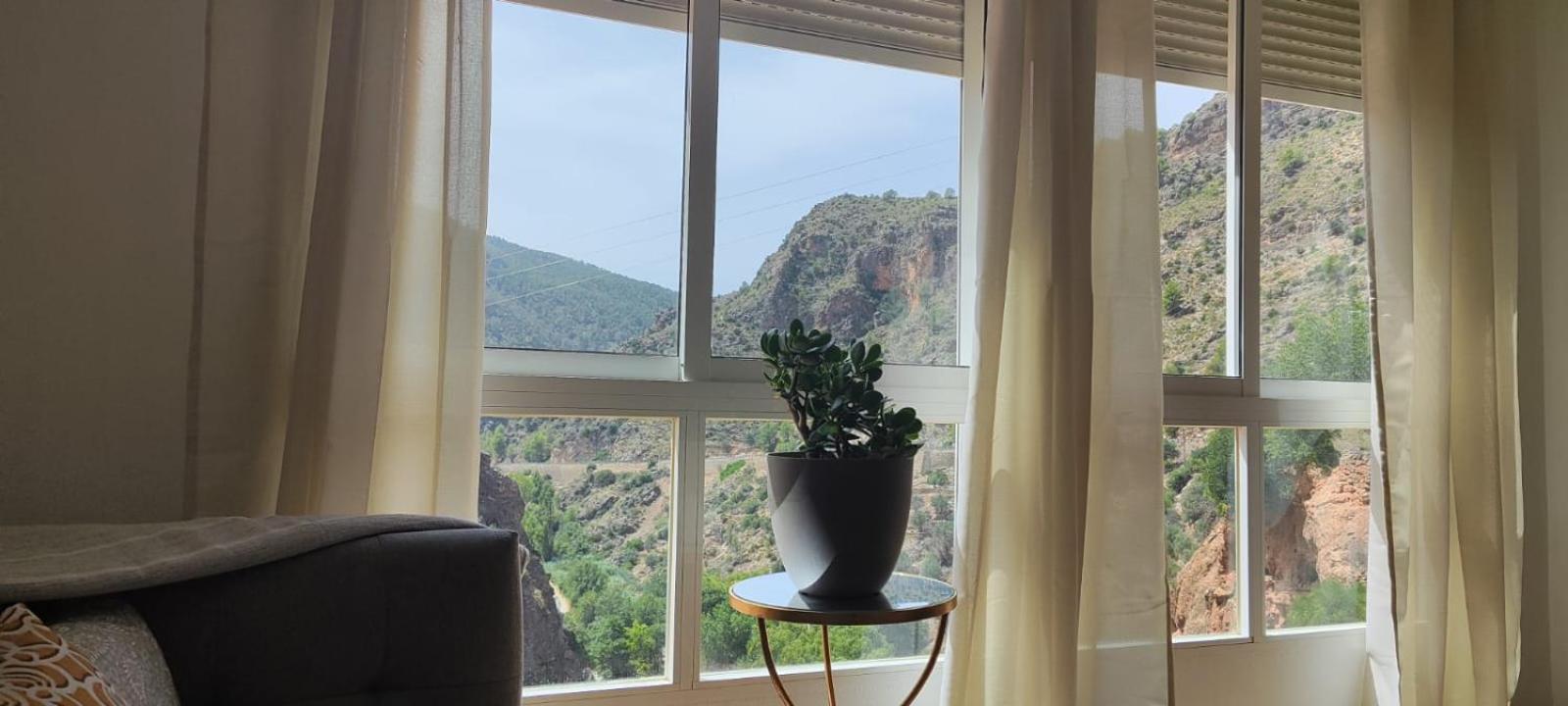 Los Picarzos Apartamento Aýna Exterior foto